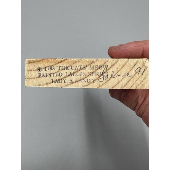 1988 The Cat’s Meow Lady Amanda Painted Ladies Series Shelf Sitter Decor - Picture 3 of 5